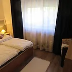克维拉吉公寓酒店 公寓 *