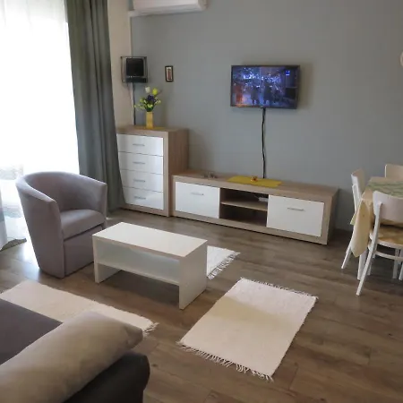 Apartman Kővirág *