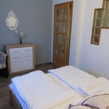Kővirág Apartman