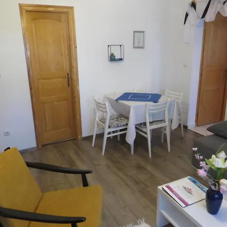 Kővirág Apartman