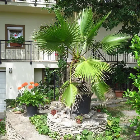 Apartman Kővirág