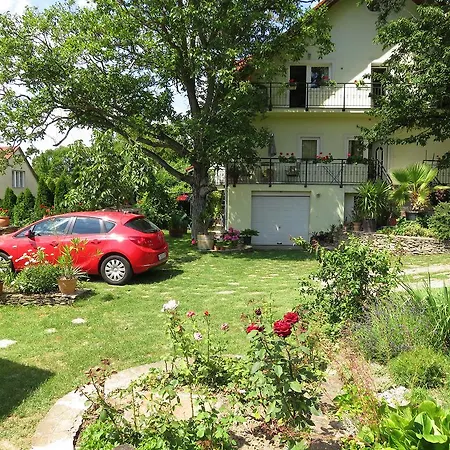 Apartman Kővirág