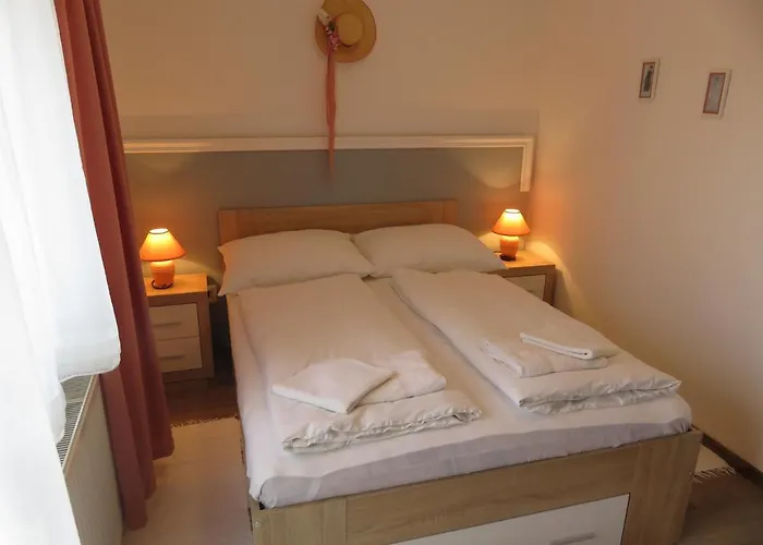 Apartman Kővirág *