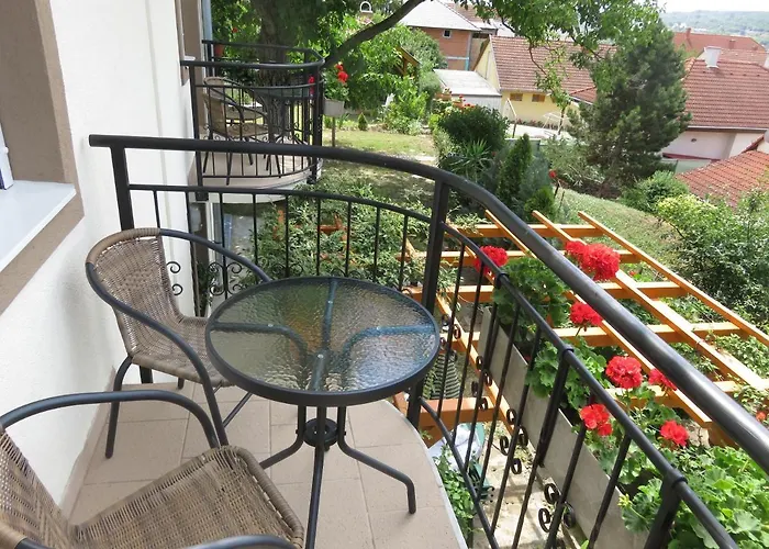 Apartman Kővirág *